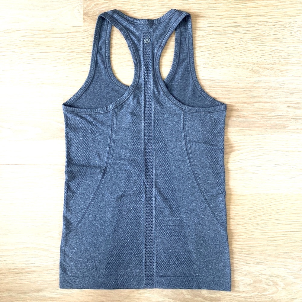 Lululemon Swiftly Tech Racerback Tank size 4 - Picture 4 of 5